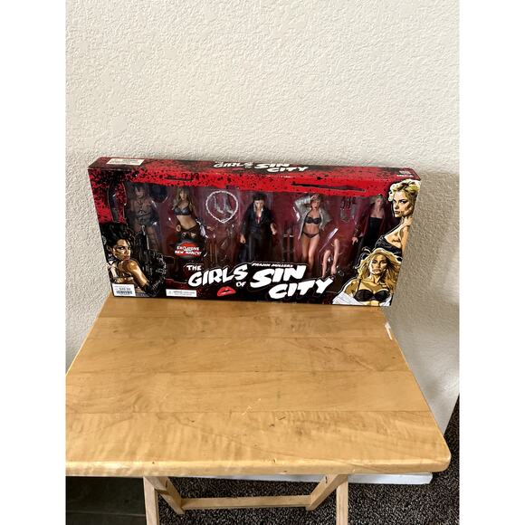 The Girls of Sin City Action Figure Set – Factory Sealed! RARE